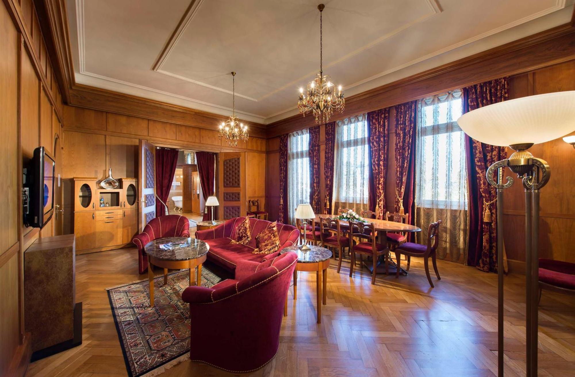 Das Palmenwald Schwarzwaldhof, BW Signature Collection Фройденштадт Экстерьер фото